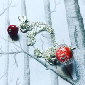 ROUGE GRAPHIC BULLE PENDENTIF