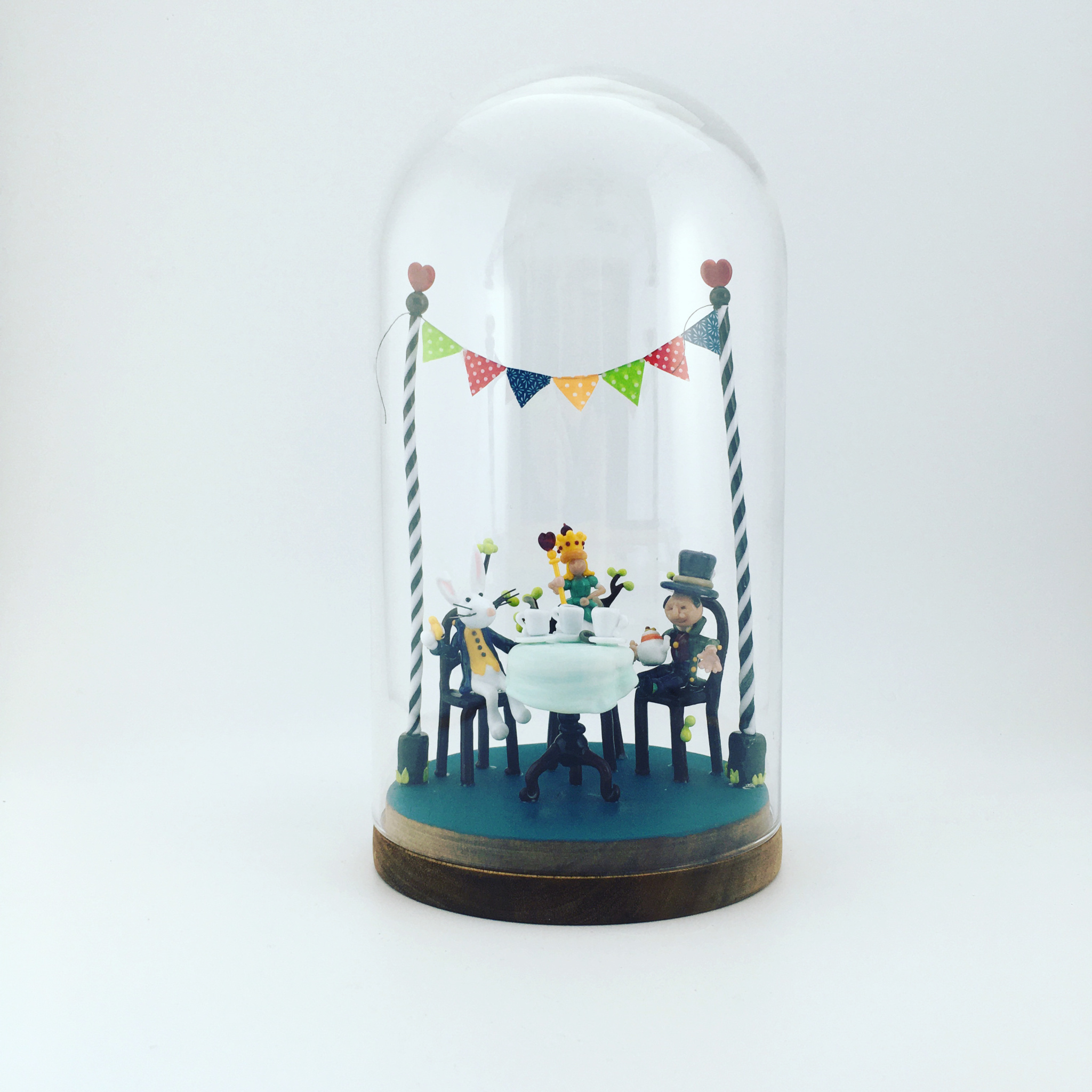 Mon Coffre Magique* Alice Au Pays Des Me, Design by Nicky Chauvet (Art-Nicky) Ar