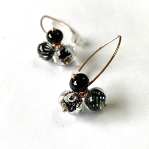 GRAPHIK NOIR BO LONGUES 3 PERLES3 PERLES